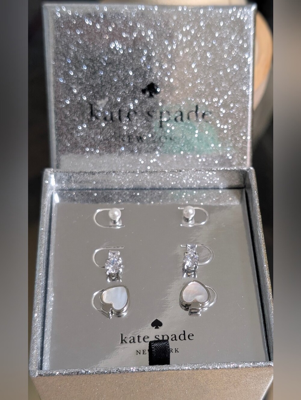 NIB Kate Spade Signature Spade 3 Earrings Boxed Set